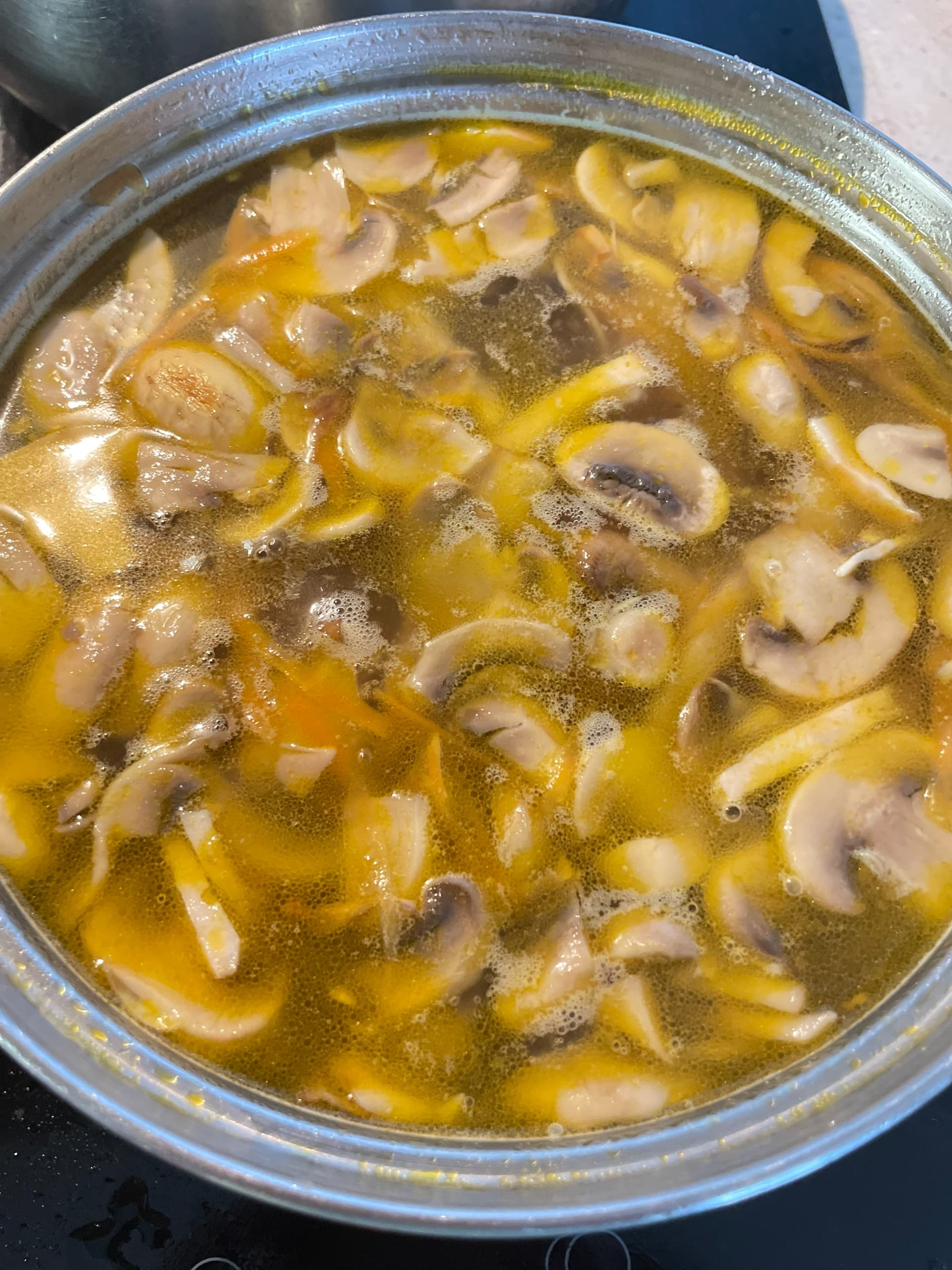 Сливочный суп с курицей и грибами: фото 4